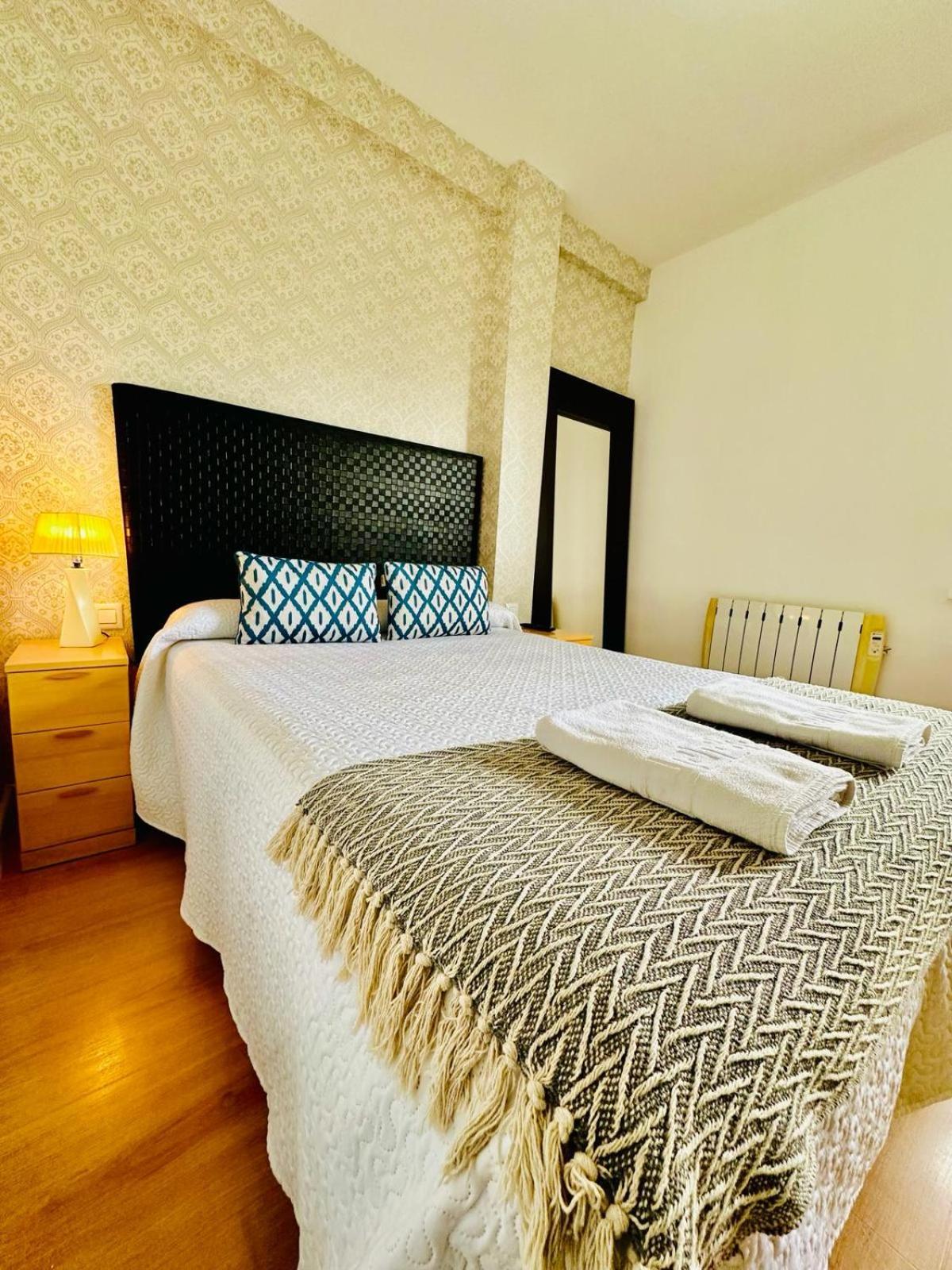 Apartamento Turistico Pizarro Mérida Eksteriør bilde